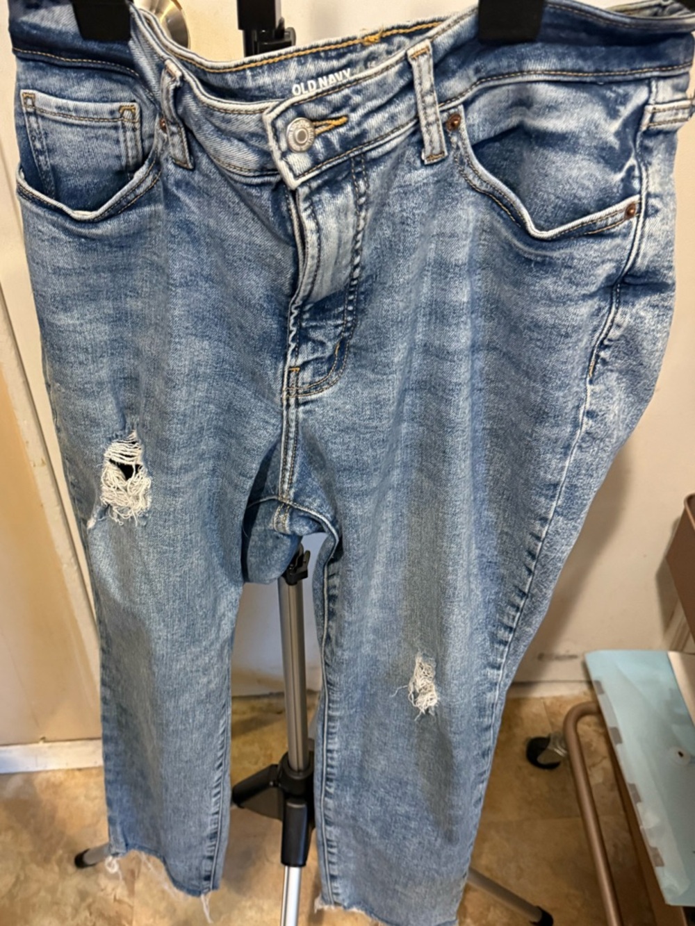 Old Navy OG Straight high rise secret smooth distressed lightDenim Jean 14 short